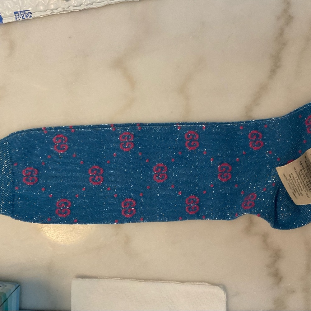 Gucci Women's Socks in Vibrant Blue and Pink - Picture 3 of 4